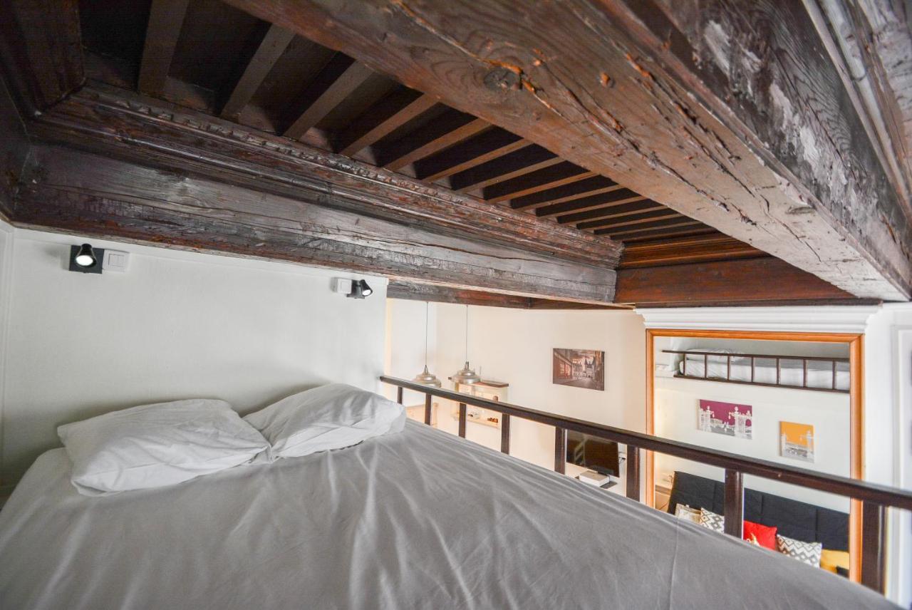 Le Cocon Des Deux Sirenes - Studio Cosy Pour 2 A Nancy Exterior photo
